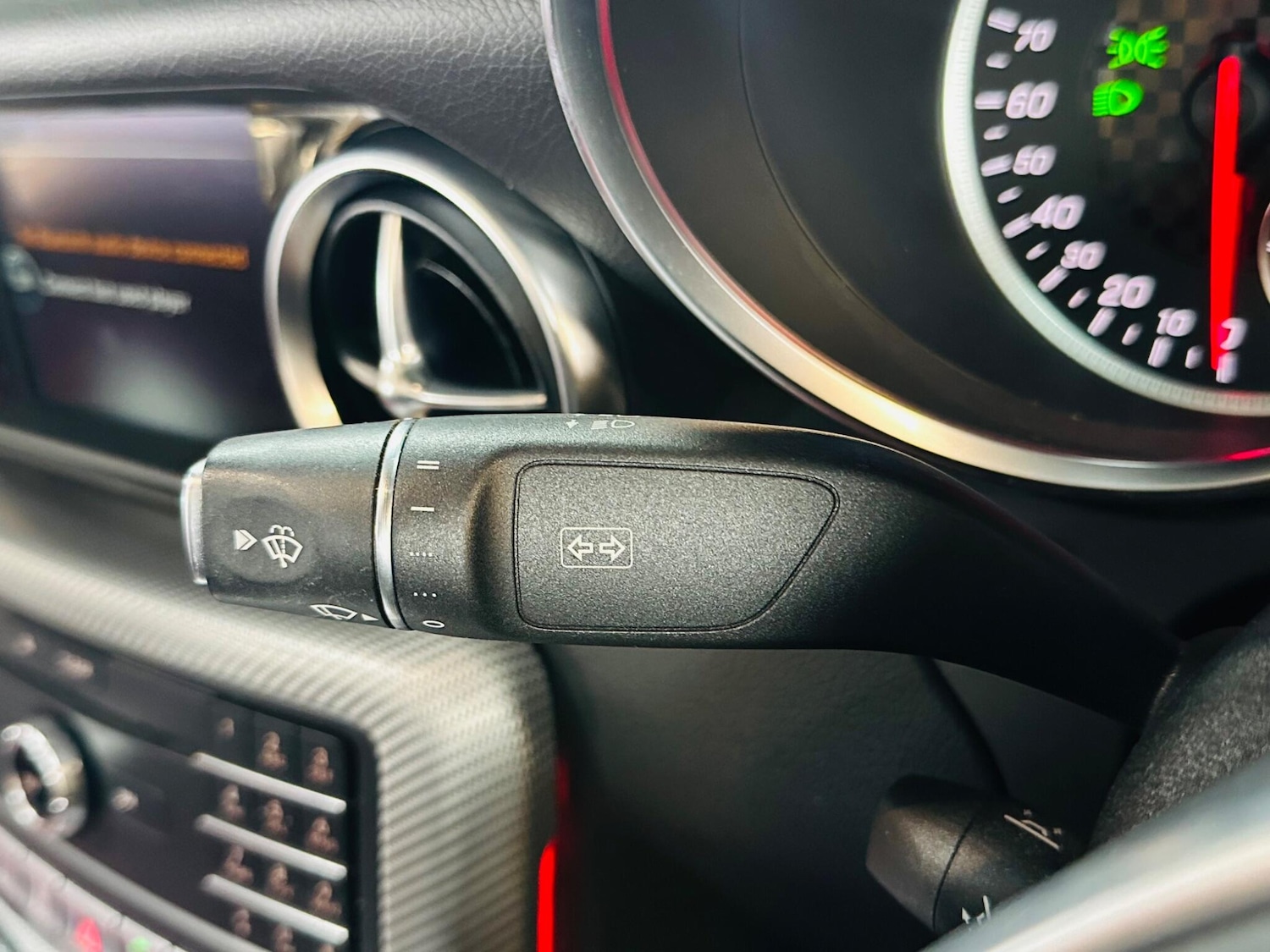 Used Mercedes-Benz SLC for sale - 77016557: Photo 67