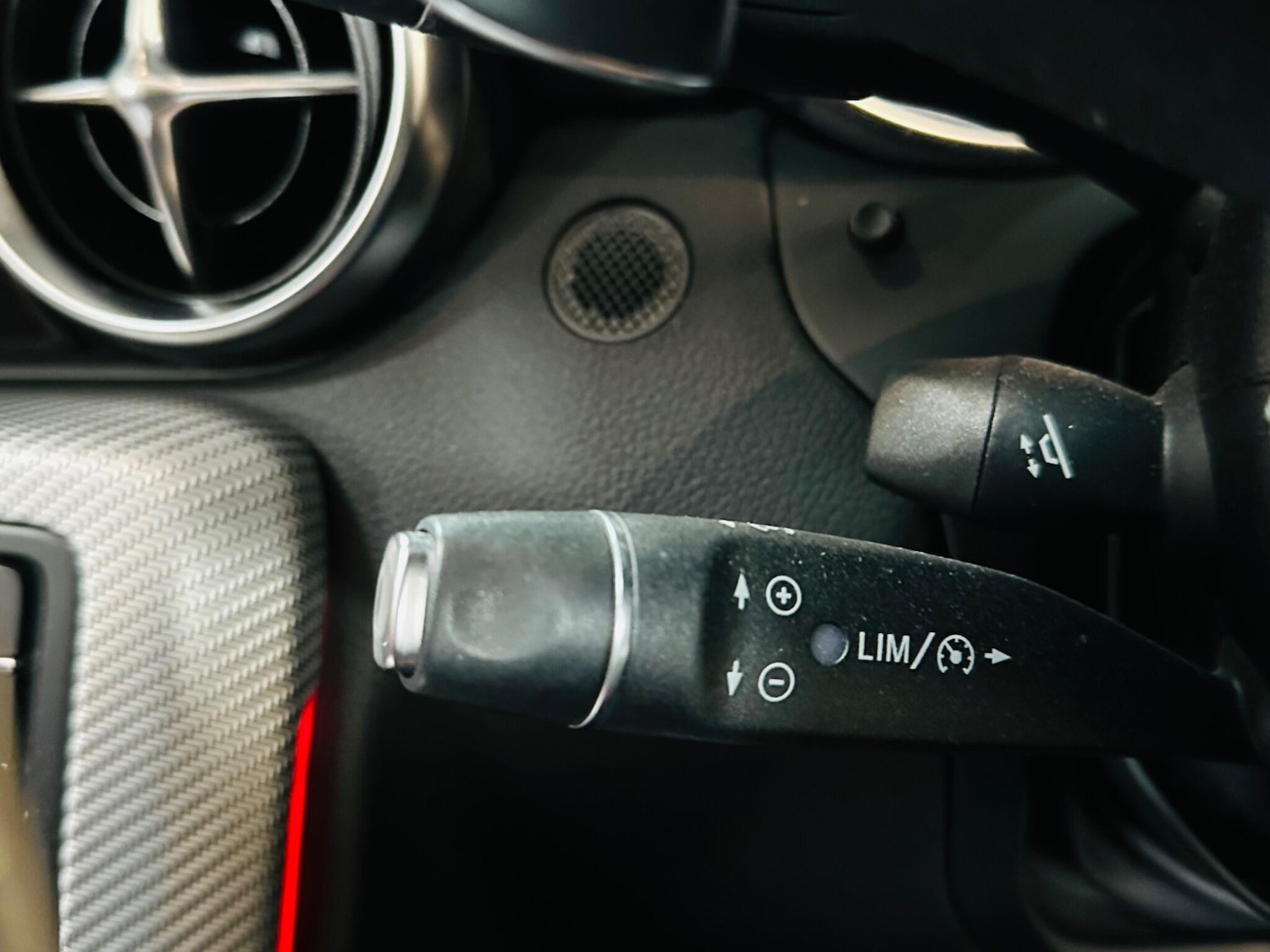 Used Mercedes-Benz SLC for sale - 77016557: Photo 69