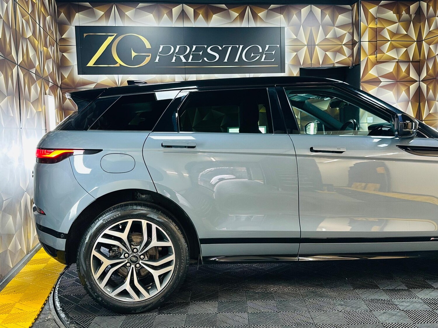 Used Land Rover Range Rover Evoque for sale - 77825152: Photo 37