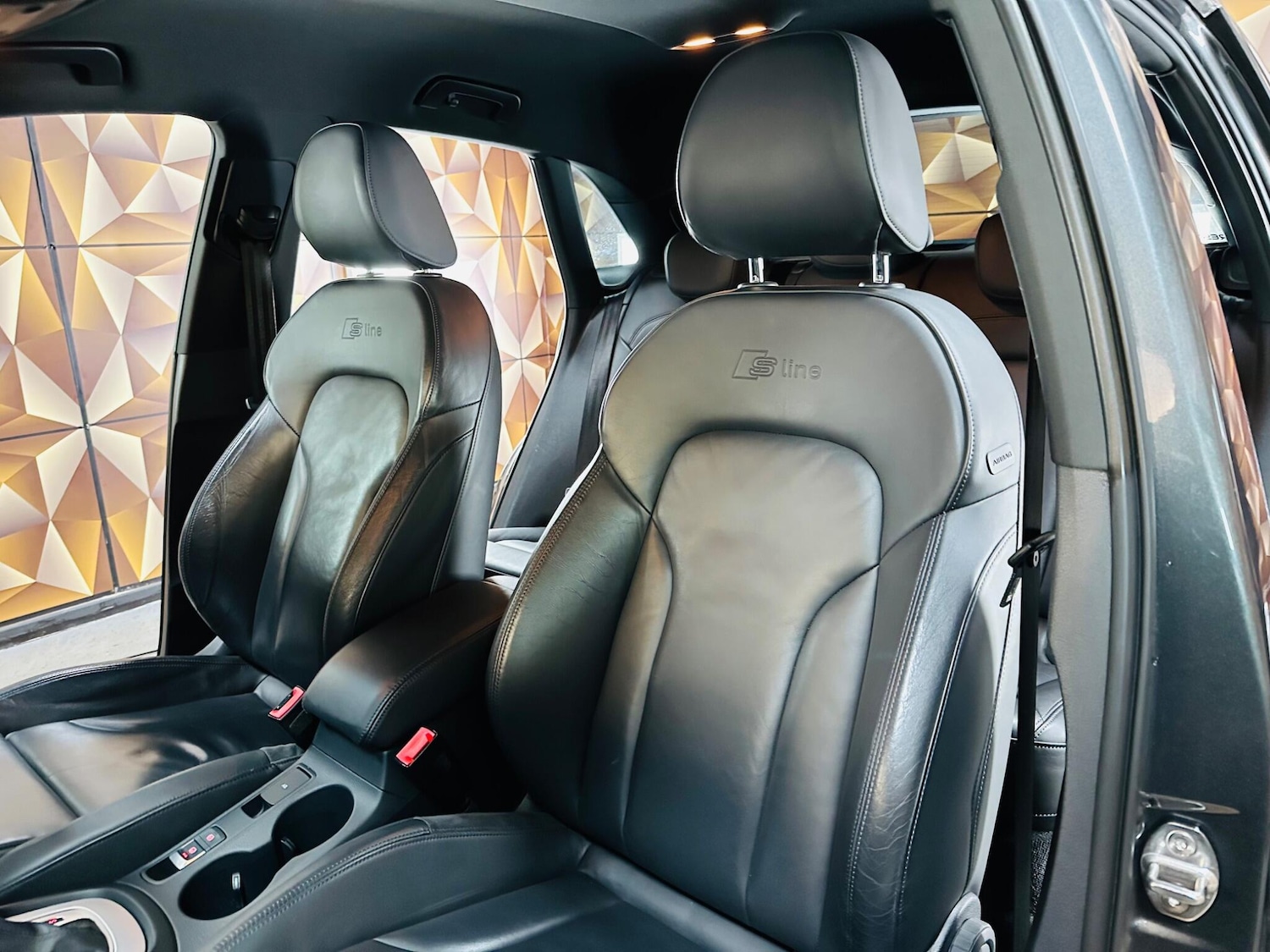 Used Audi Q3 2015 for sale - 76714202: Photo 14