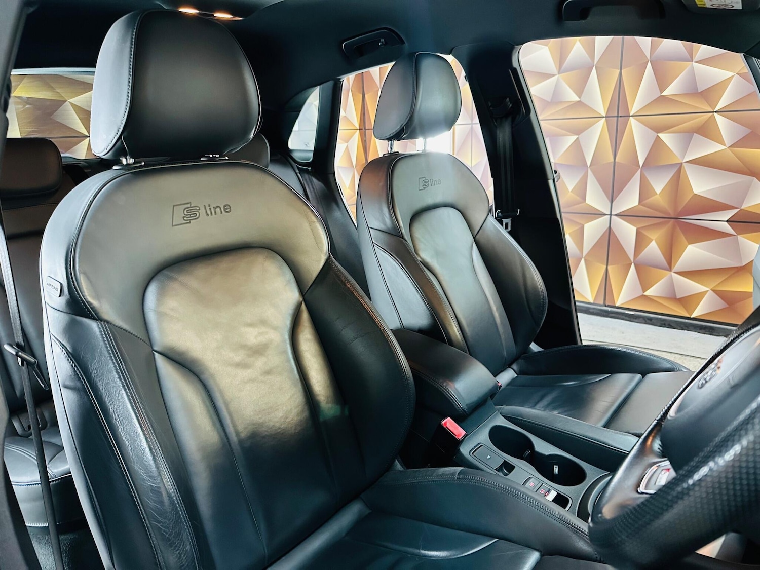 Used Audi Q3 2015 for sale - 76714202: Photo 26