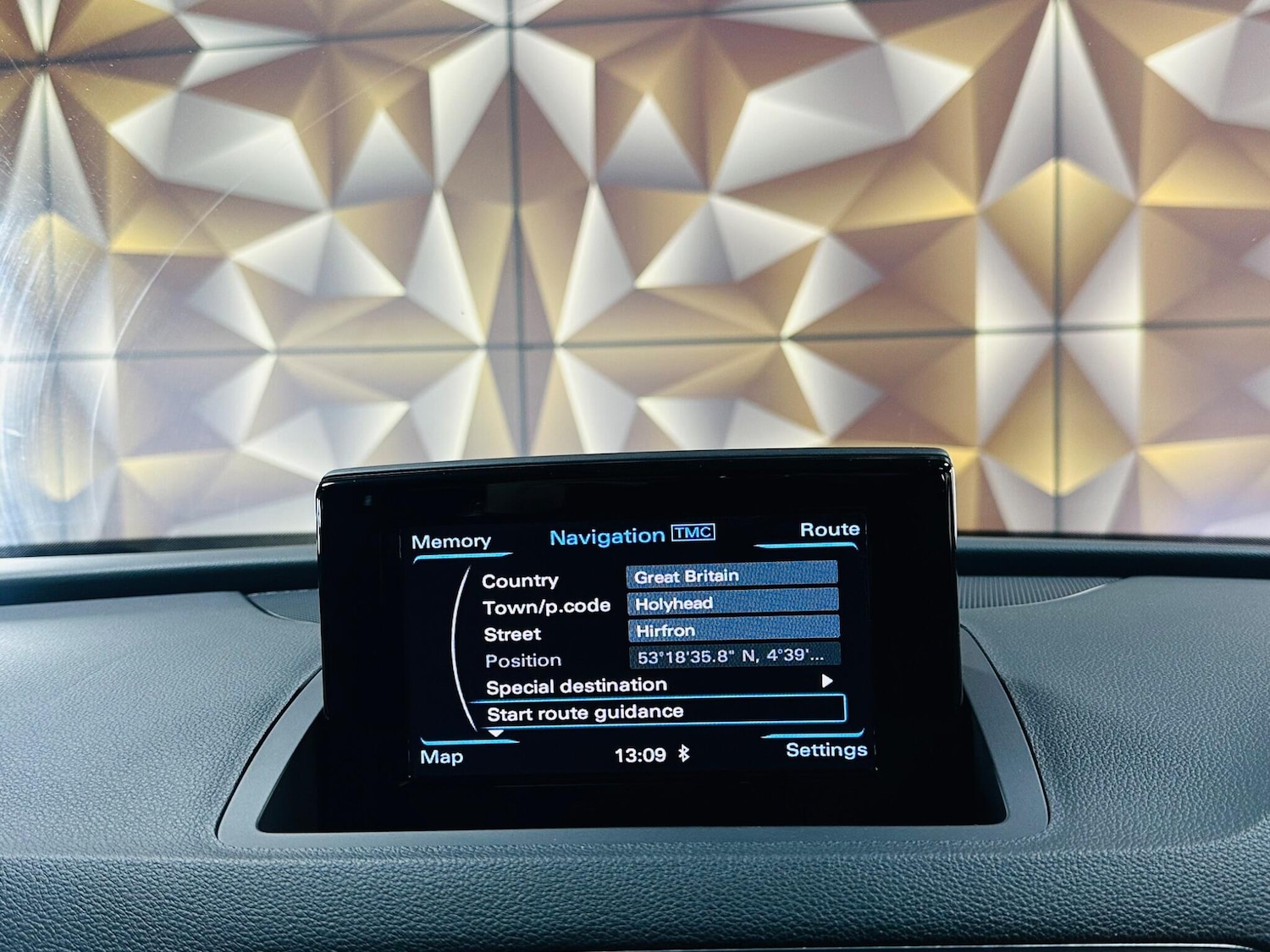 Used Audi Q3 2015 for sale - 76714202: Photo 56