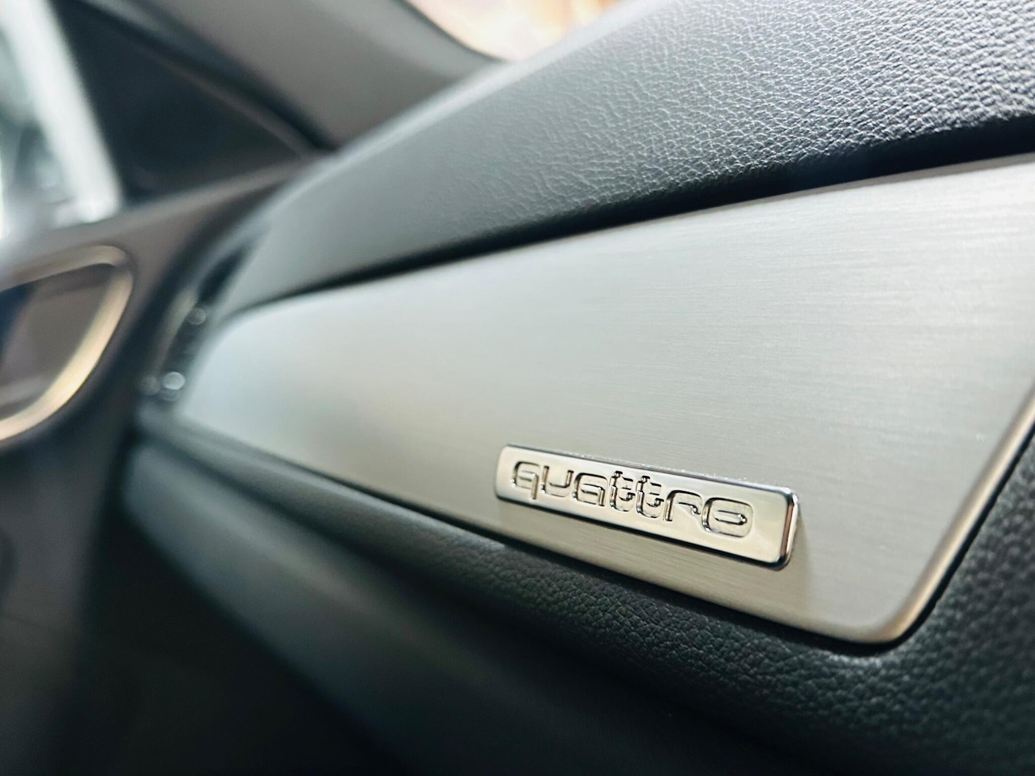 Used Audi Q3 2015 for sale - 76714202: Photo 61