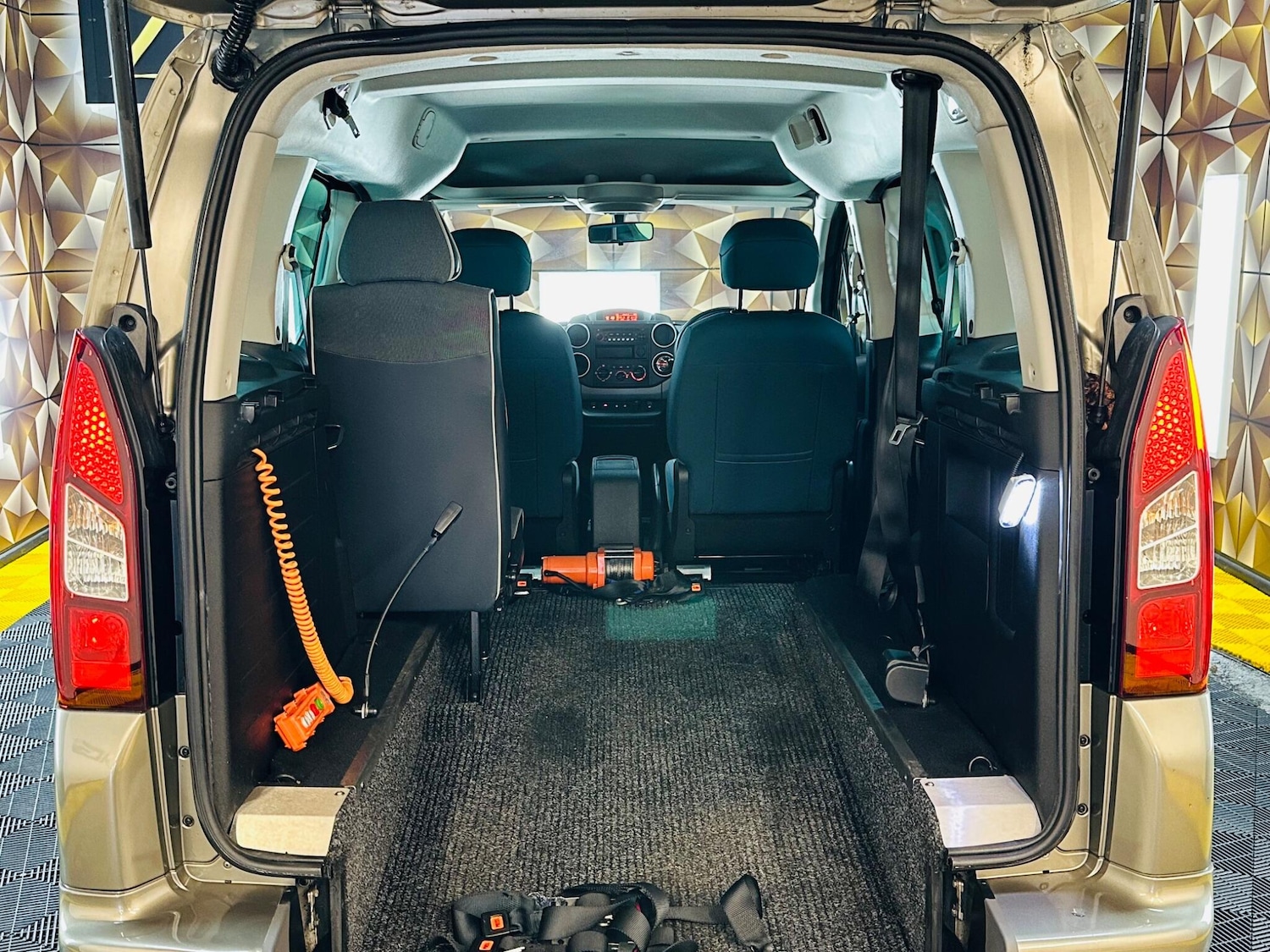 Used Citroen Berlingo Multispace 2018 for sale - 78087198: Photo 30