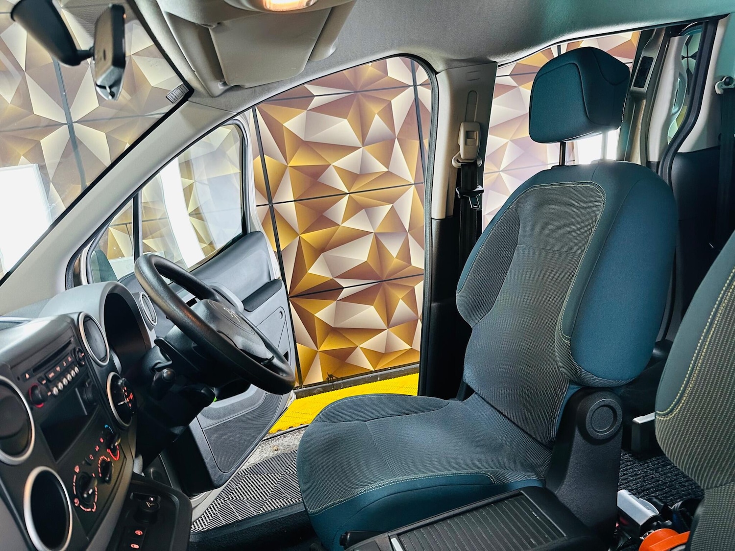 Used Citroen Berlingo Multispace 2018 for sale - 78087198: Photo 6