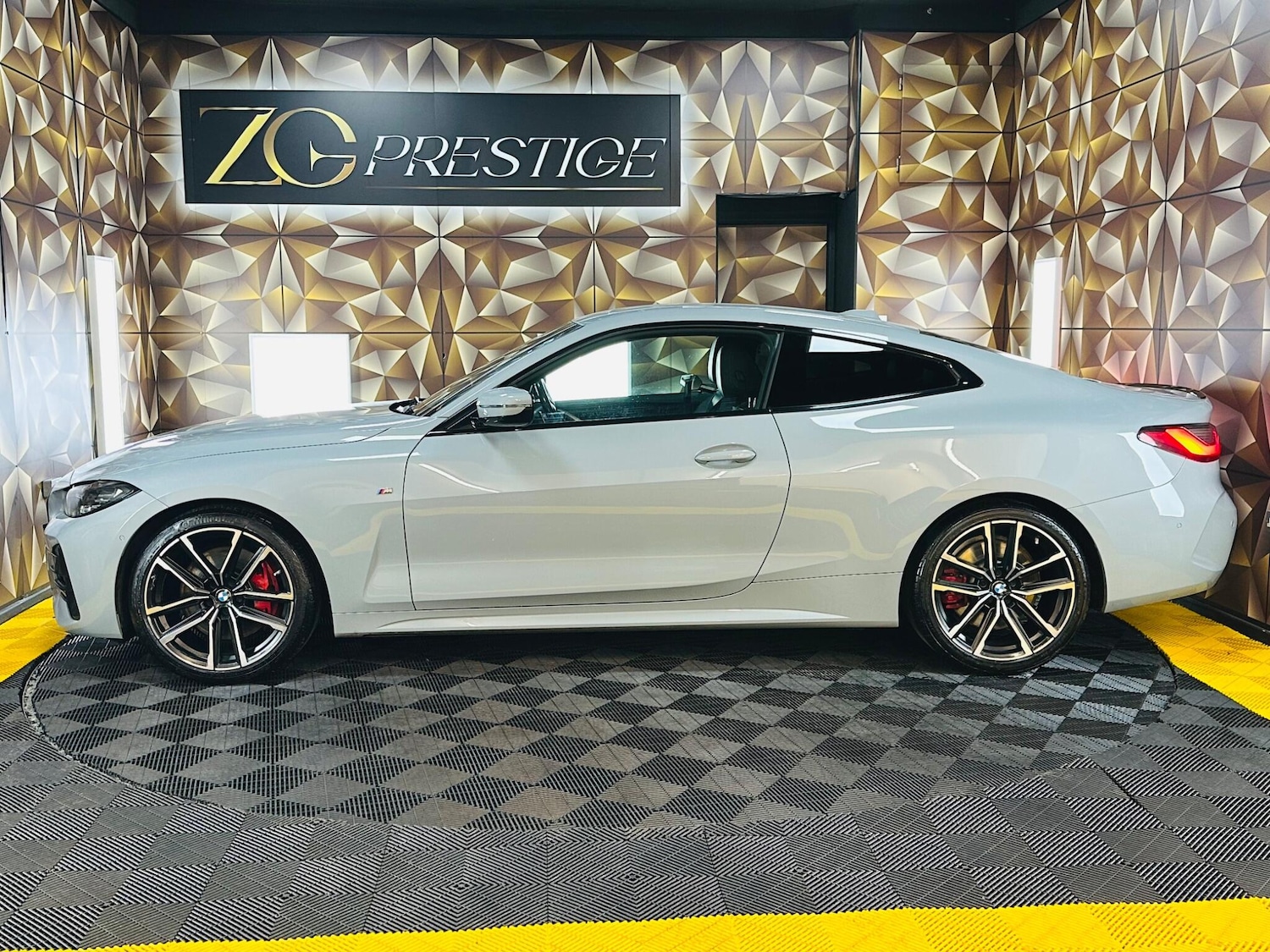 Used BMW 4 Series 2023 for sale - 77175332: Photo 11