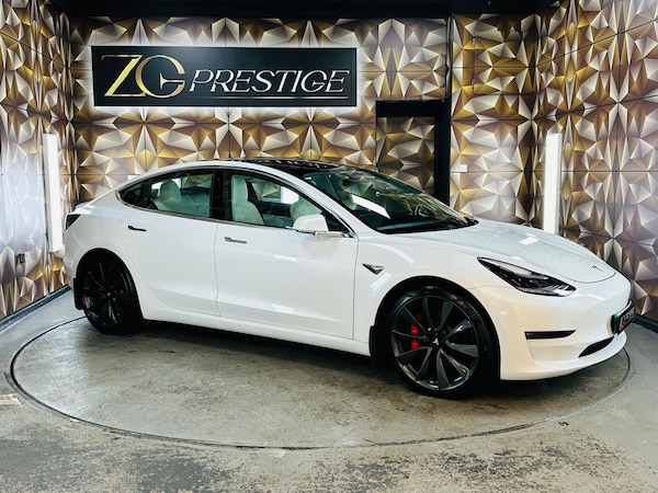 Used Tesla Model 3 2019 for sale - 76188698: Photo 1
