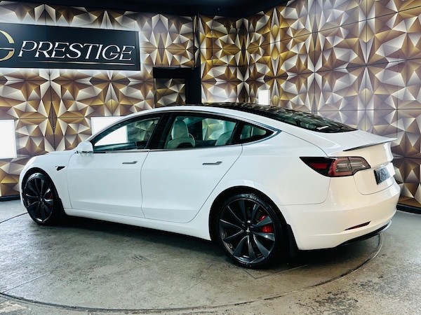 Used Tesla Model 3 2019 for sale - 76188698: Photo 47