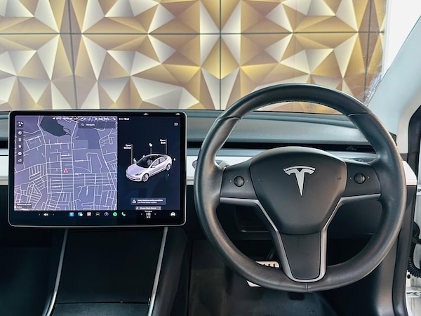 Used Tesla Model 3 2019 for sale - 76188698: Photo 49