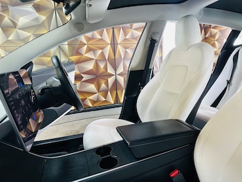 Used Tesla Model 3 2019 for sale - 76188698: Photo 4