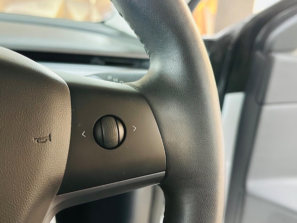 Used Tesla Model 3 2019 for sale - 76188698: Photo 51