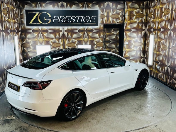 Used Tesla Model 3 2019 for sale - 76188698: Photo 7