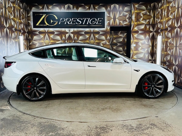 Used Tesla Model 3 2019 for sale - 76188698: Photo 9