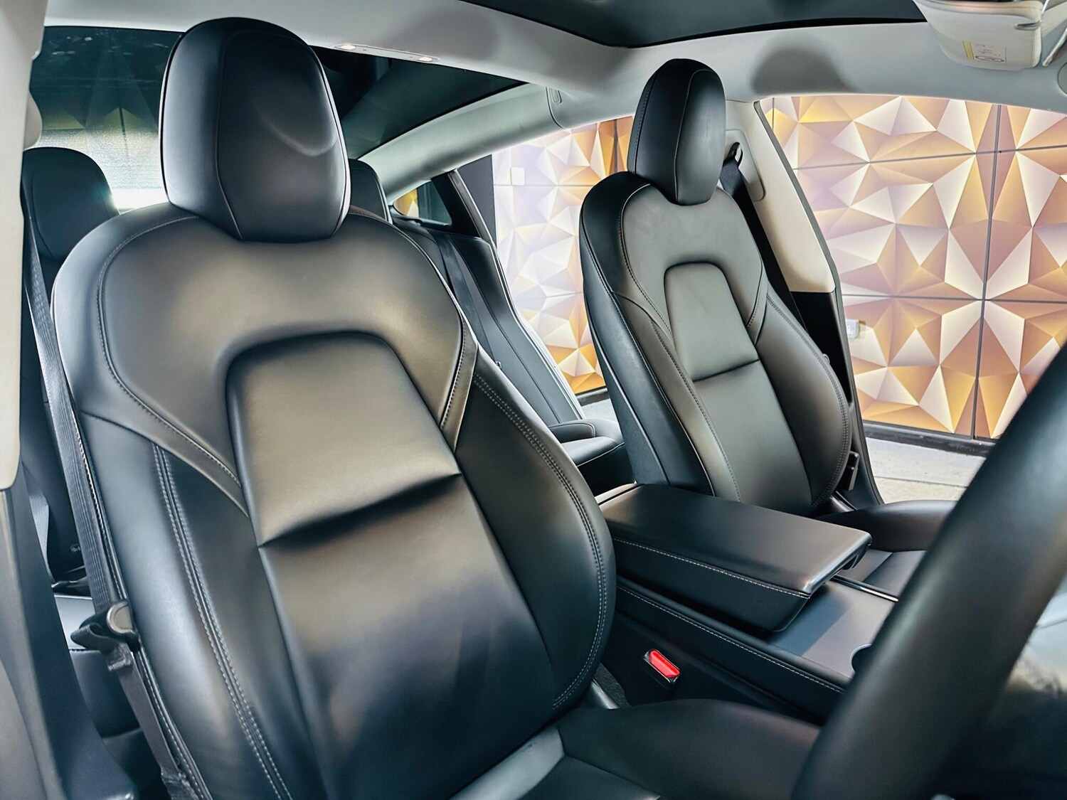 Used Tesla Model 3 2021 for sale - 76952859: Photo 18