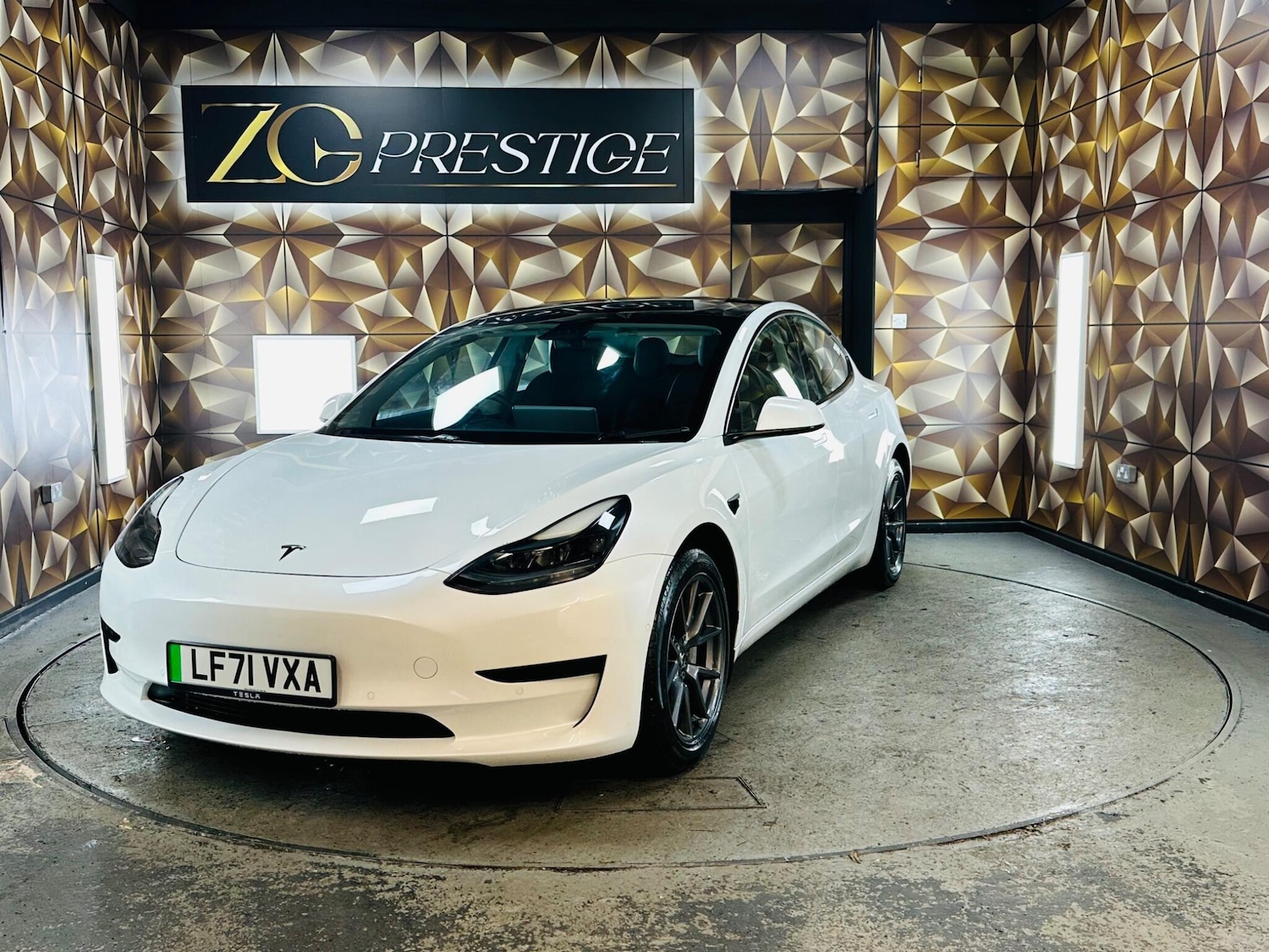 Used Tesla Model 3 2021 for sale - 76952859: Photo 23