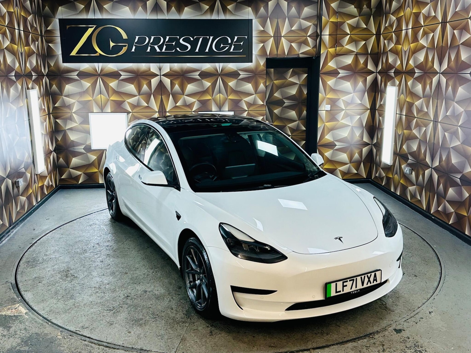 Used Tesla Model 3 2021 for sale - 76952859: Photo 31