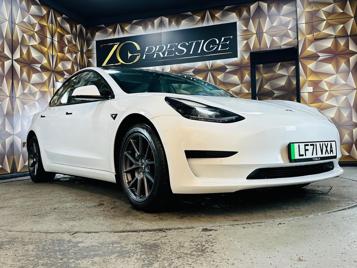 Used Tesla Model 3 2021 for sale - 76952859: Photo 36