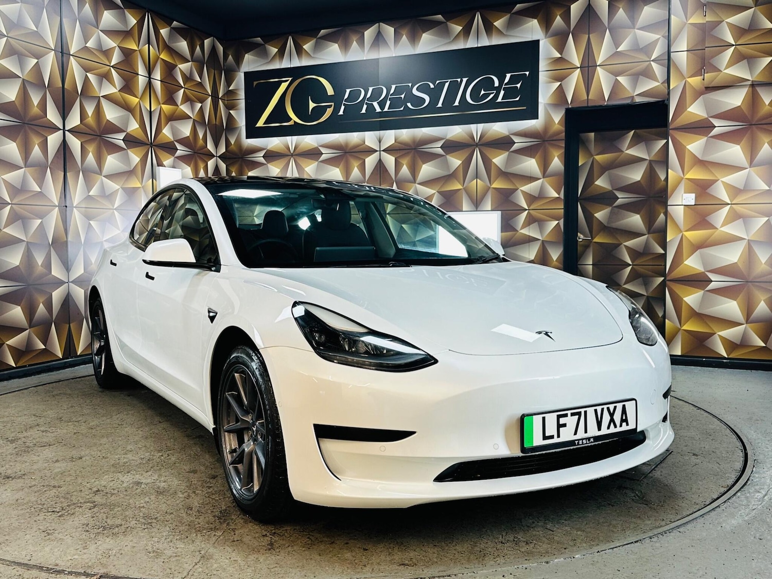Used Tesla Model 3 2021 for sale - 76952859: Photo 38