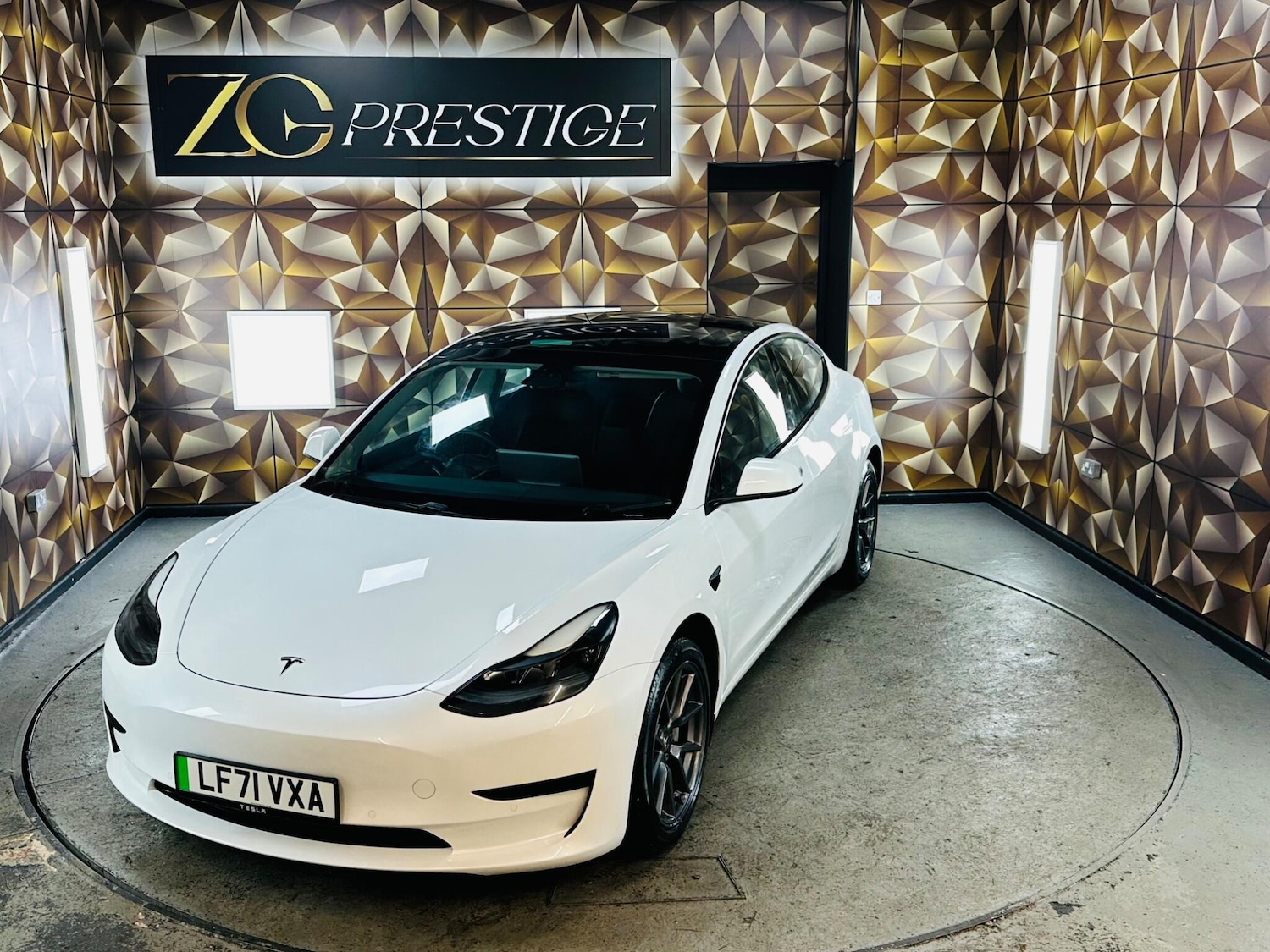 Used Tesla Model 3 2021 for sale - 76952859: Photo 40