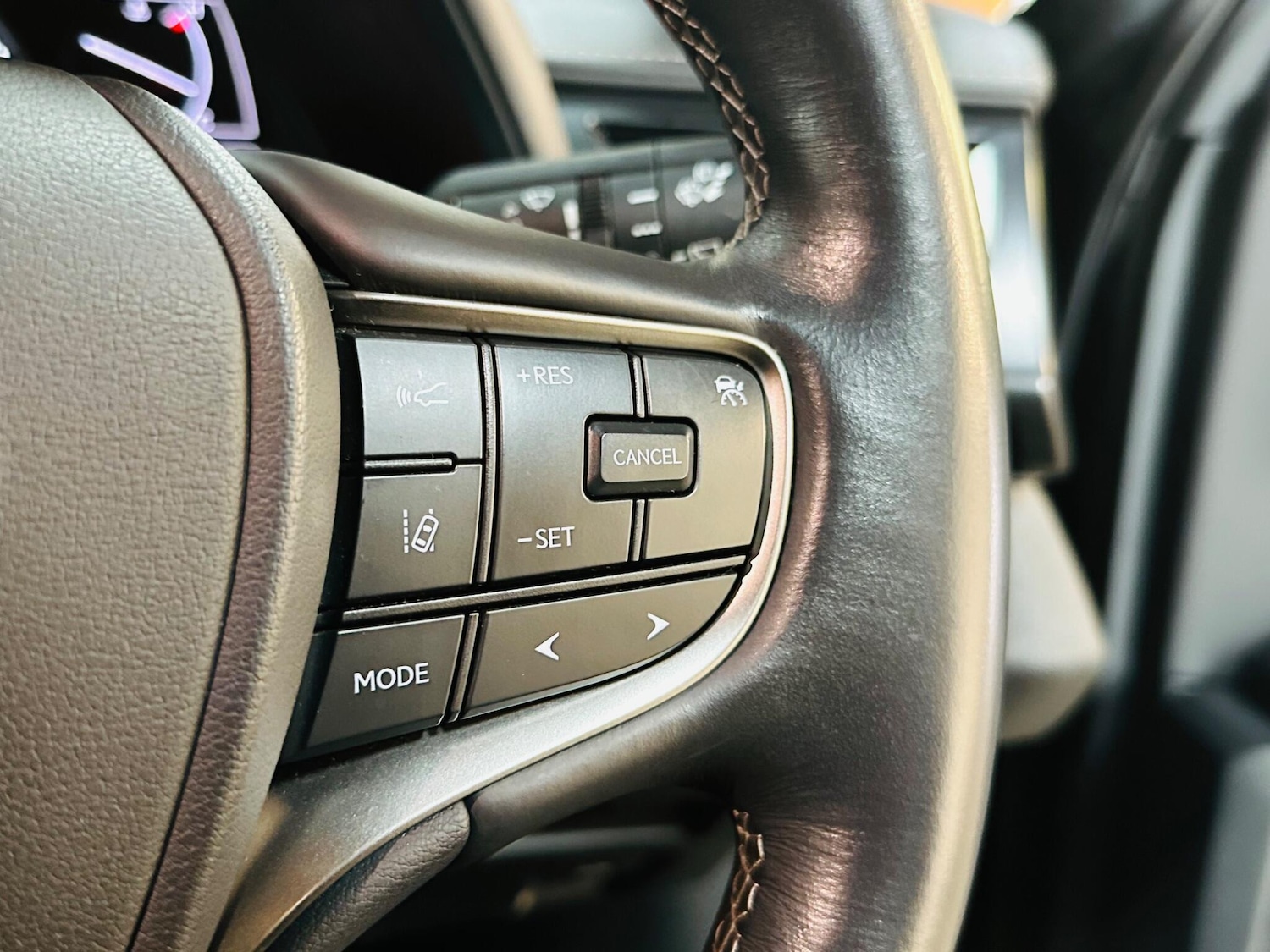 Used Lexus UX 2021 for sale - 76456658: Photo 50