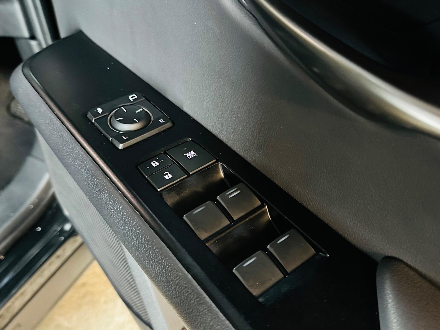 Used Lexus UX 2021 for sale - 76456658: Photo 60