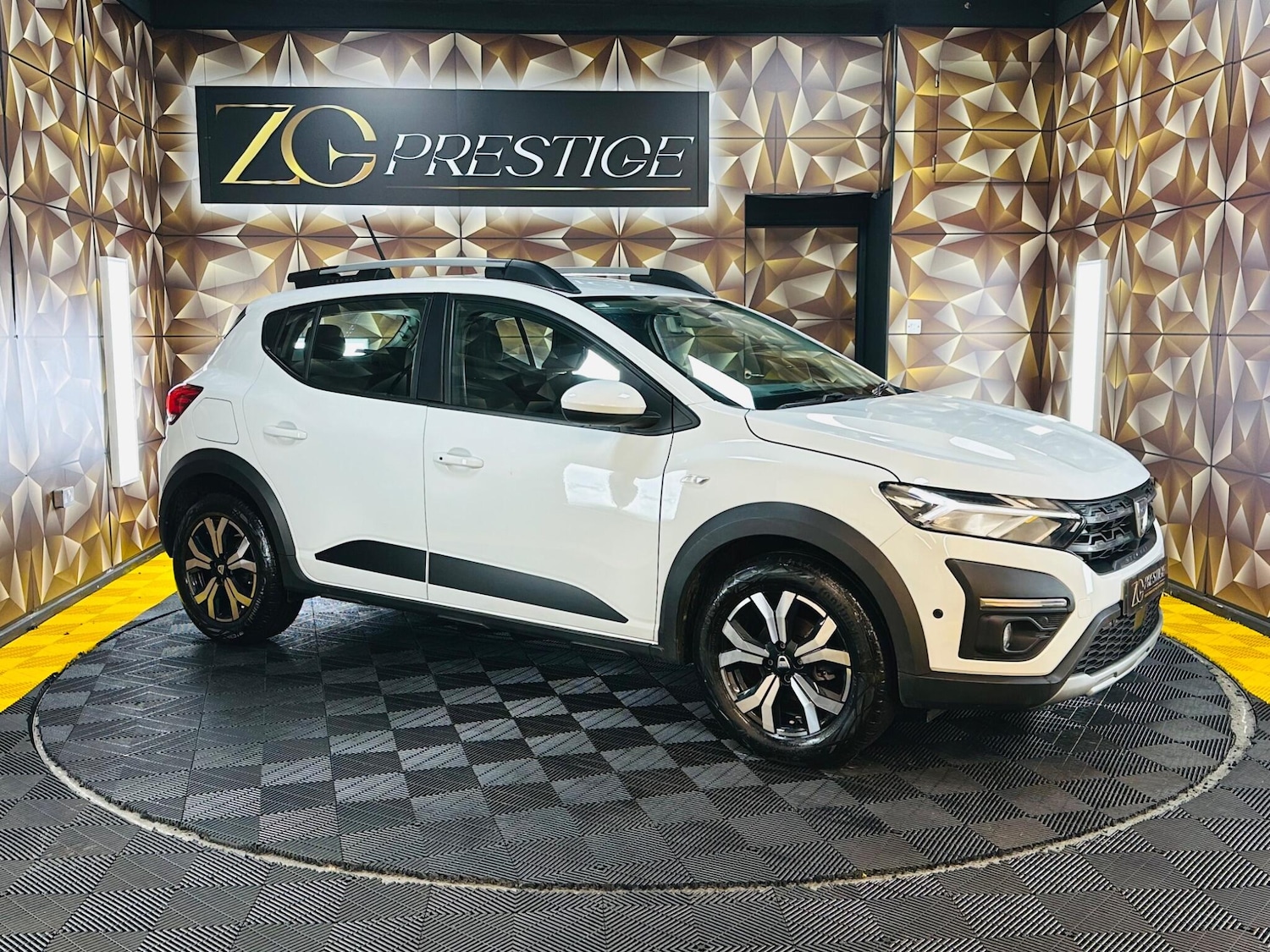 Used Dacia Sandero Stepway 2022 for sale - 77131887: Photo 1