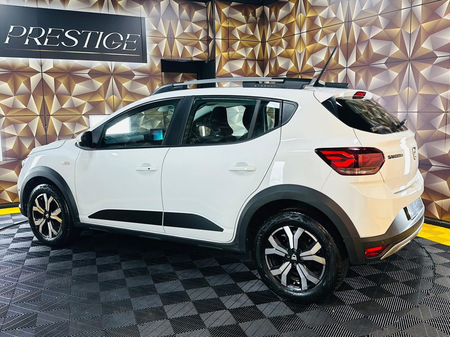 Used Dacia Sandero Stepway 2022 for sale - 77131887: Photo 39