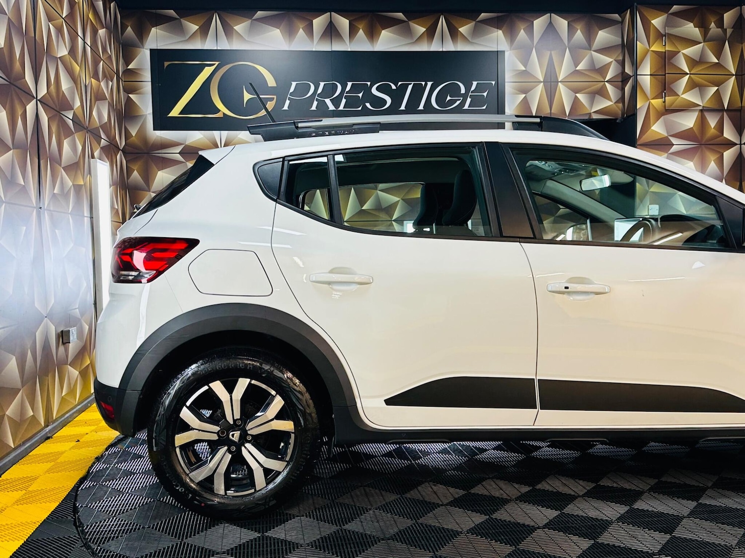 Used Dacia Sandero Stepway 2022 for sale - 77131887: Photo 45