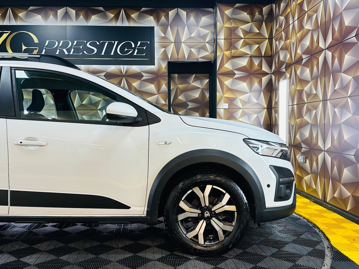 Used Dacia Sandero Stepway 2022 for sale - 77131887: Photo 47