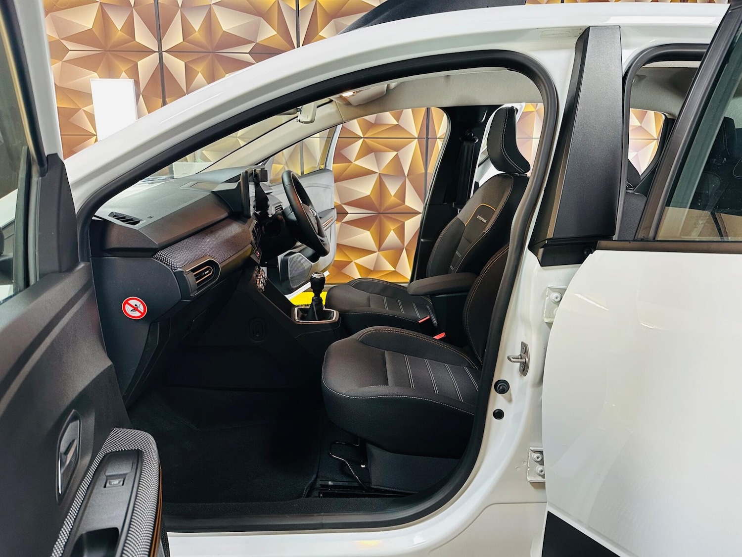 Used Dacia Sandero Stepway 2022 for sale - 77131887: Photo 71