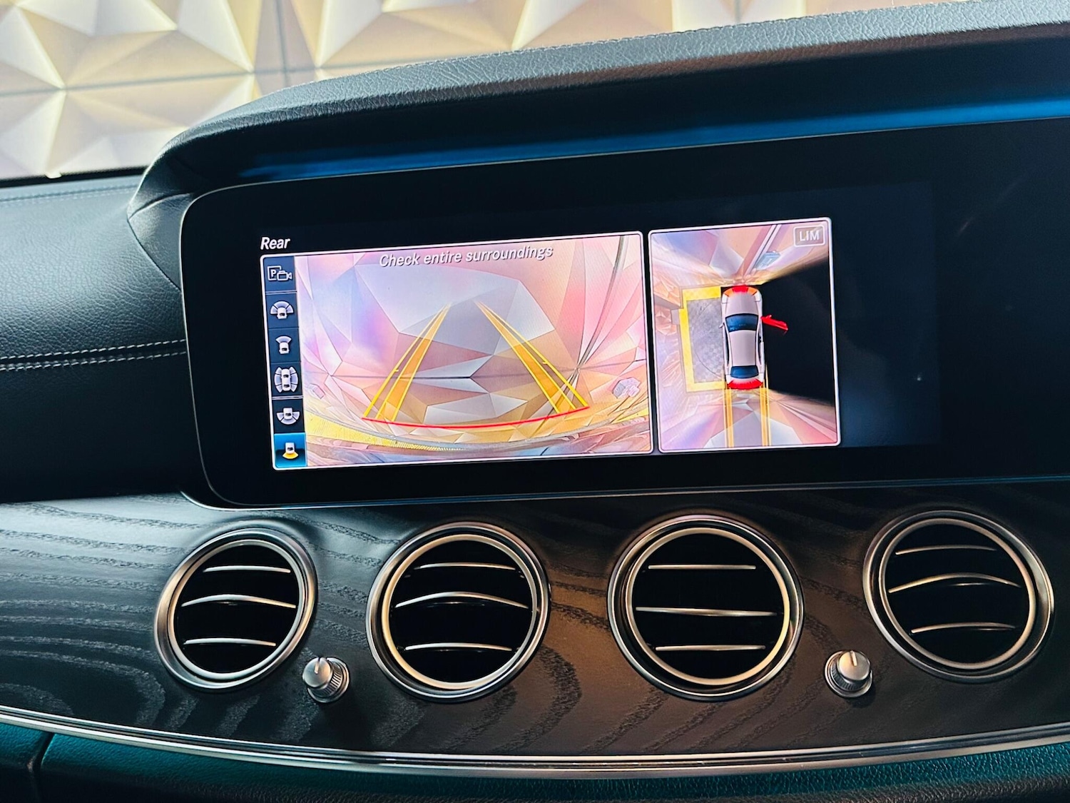 Used Mercedes-Benz E Class 2020 for sale - 77130691: Photo 14