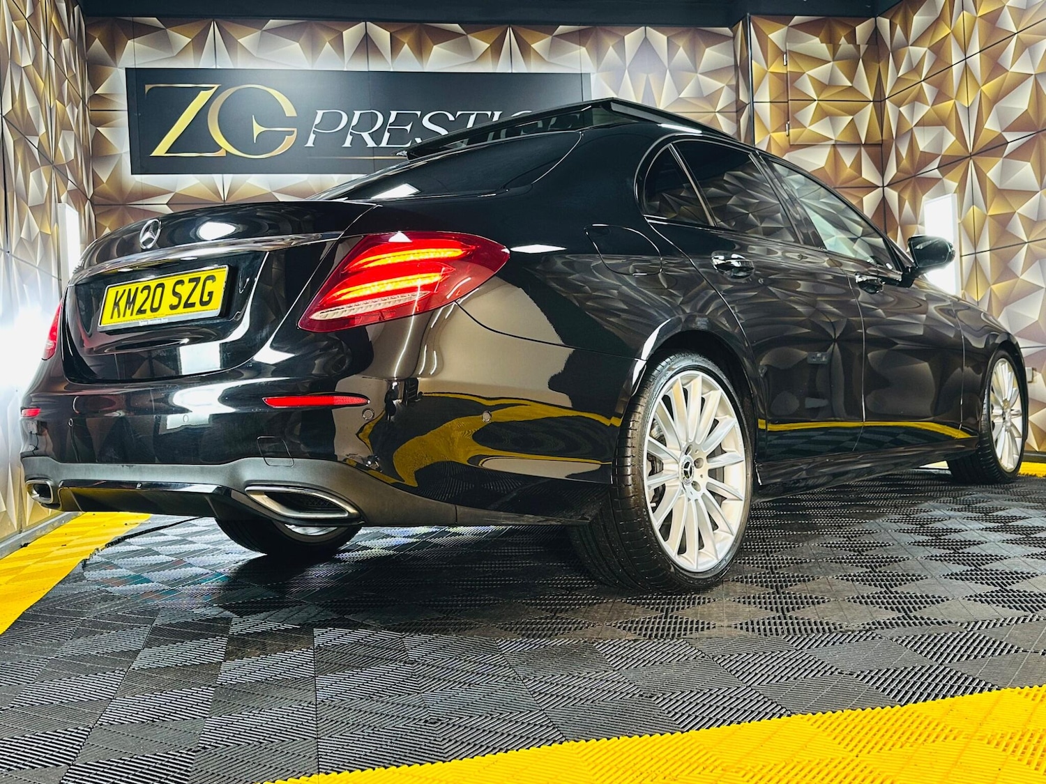 Used Mercedes-Benz E Class 2020 for sale - 77130691: Photo 44