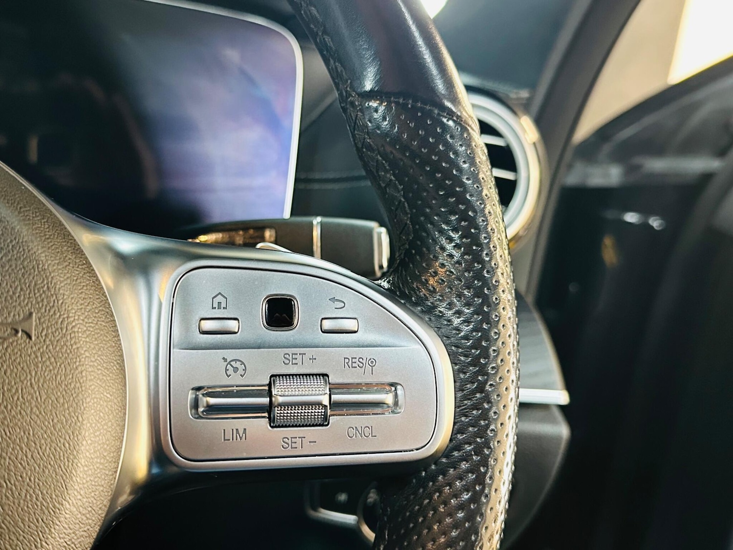 Used Mercedes-Benz E Class 2020 for sale - 77130691: Photo 48