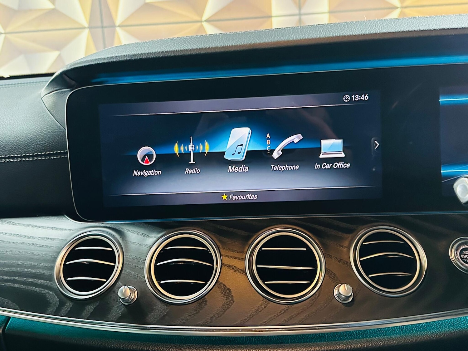 Used Mercedes-Benz E Class 2020 for sale - 77130691: Photo 53