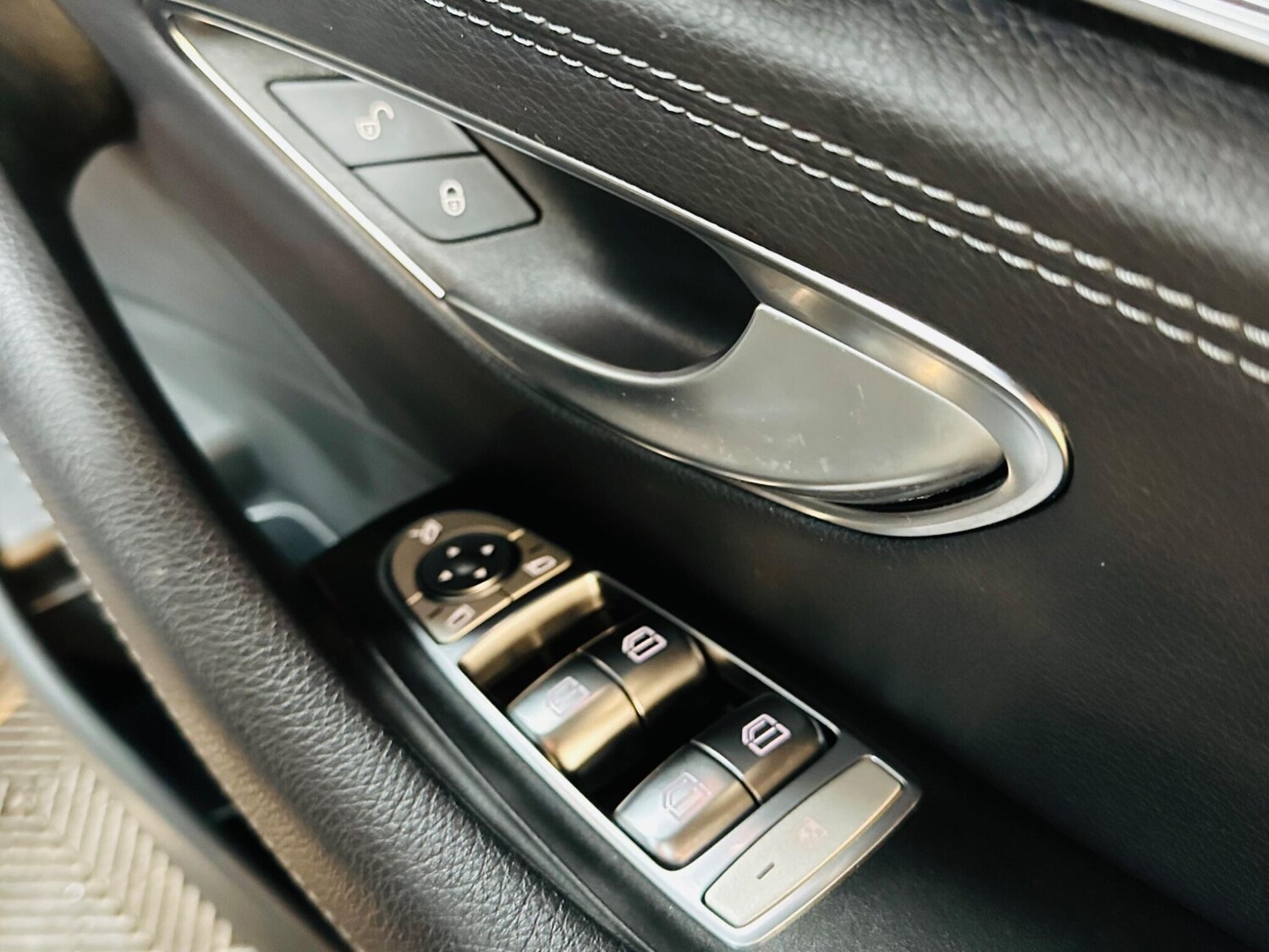 Used Mercedes-Benz E Class 2020 for sale - 77130691: Photo 59