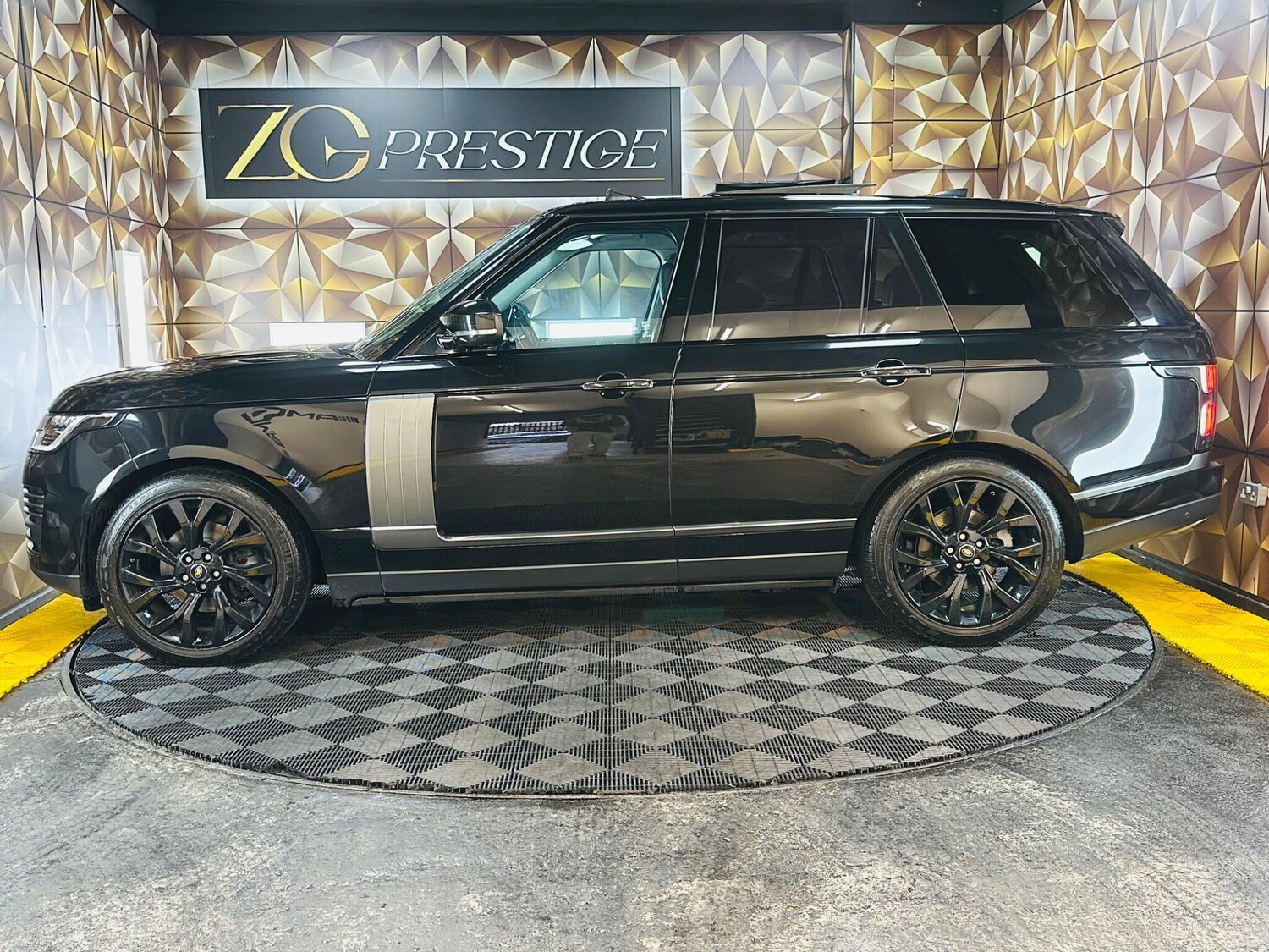 Used Land Rover Range Rover 2018 for sale - 77456462: Photo 11