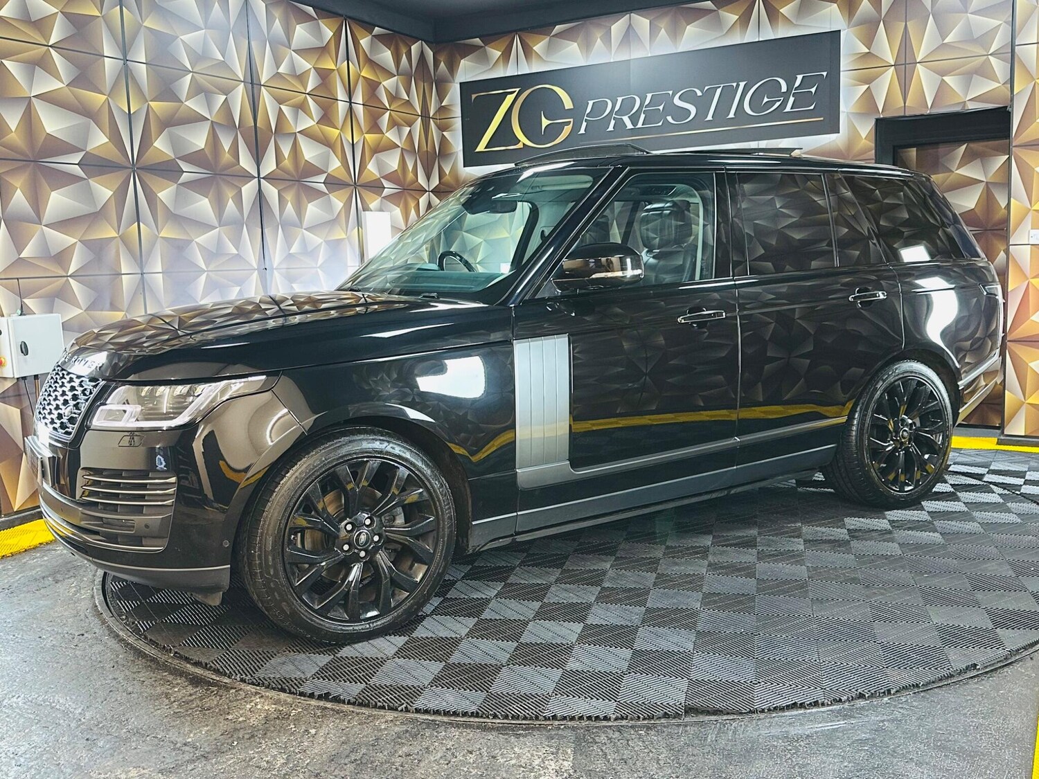 Used Land Rover Range Rover 2018 for sale - 77456462: Photo 15