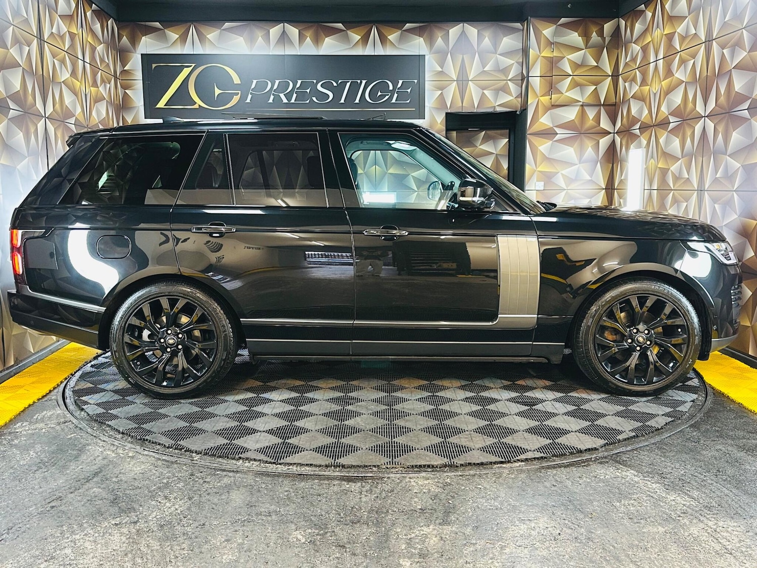 Used Land Rover Range Rover 2018 for sale - 77456462: Photo 9