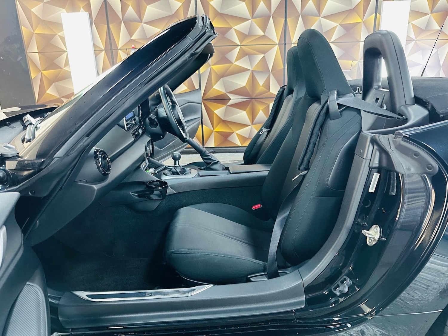 Used Mazda MX-5 2019 for sale - 76538588: Photo 22