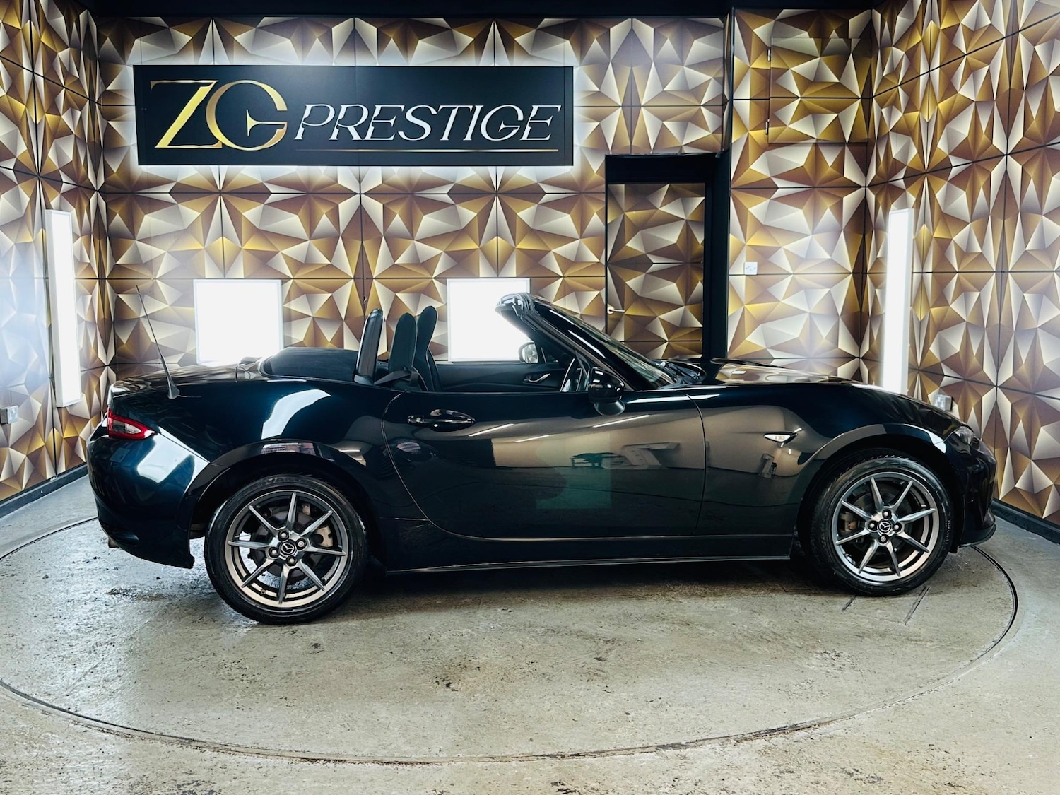 Used Mazda MX-5 2019 for sale - 76538588: Photo 9