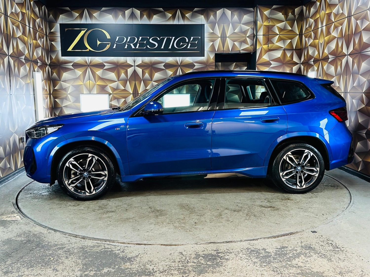 Used BMW iX1 2023 for sale - 76360547: Photo 11