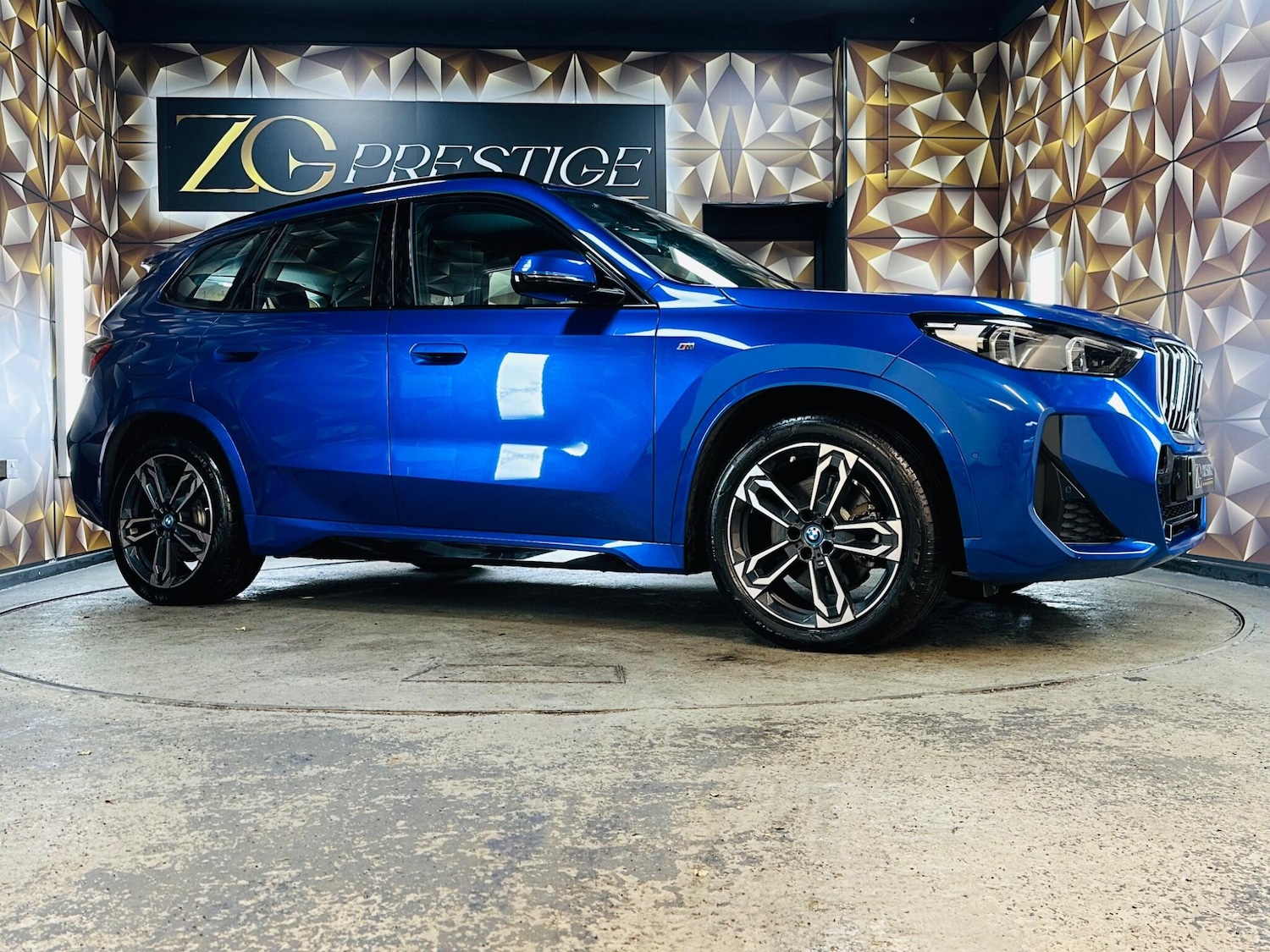 Used BMW iX1 2023 for sale - 76360547: Photo 13