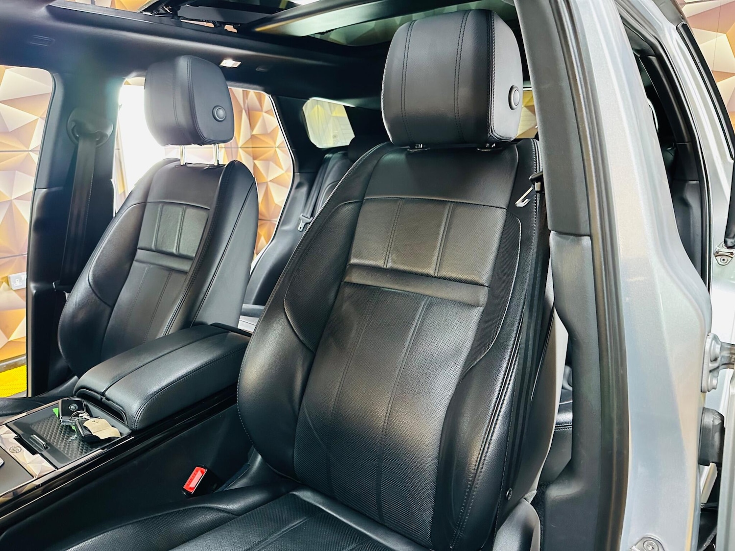 Used Land Rover Range Rover Evoque 2019 for sale - 78071817: Photo 14