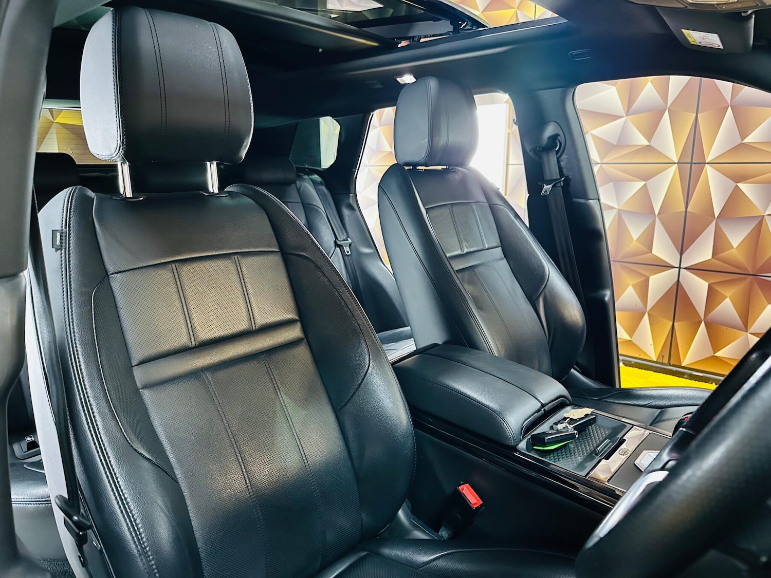 Used Land Rover Range Rover Evoque 2019 for sale - 78071817: Photo 18