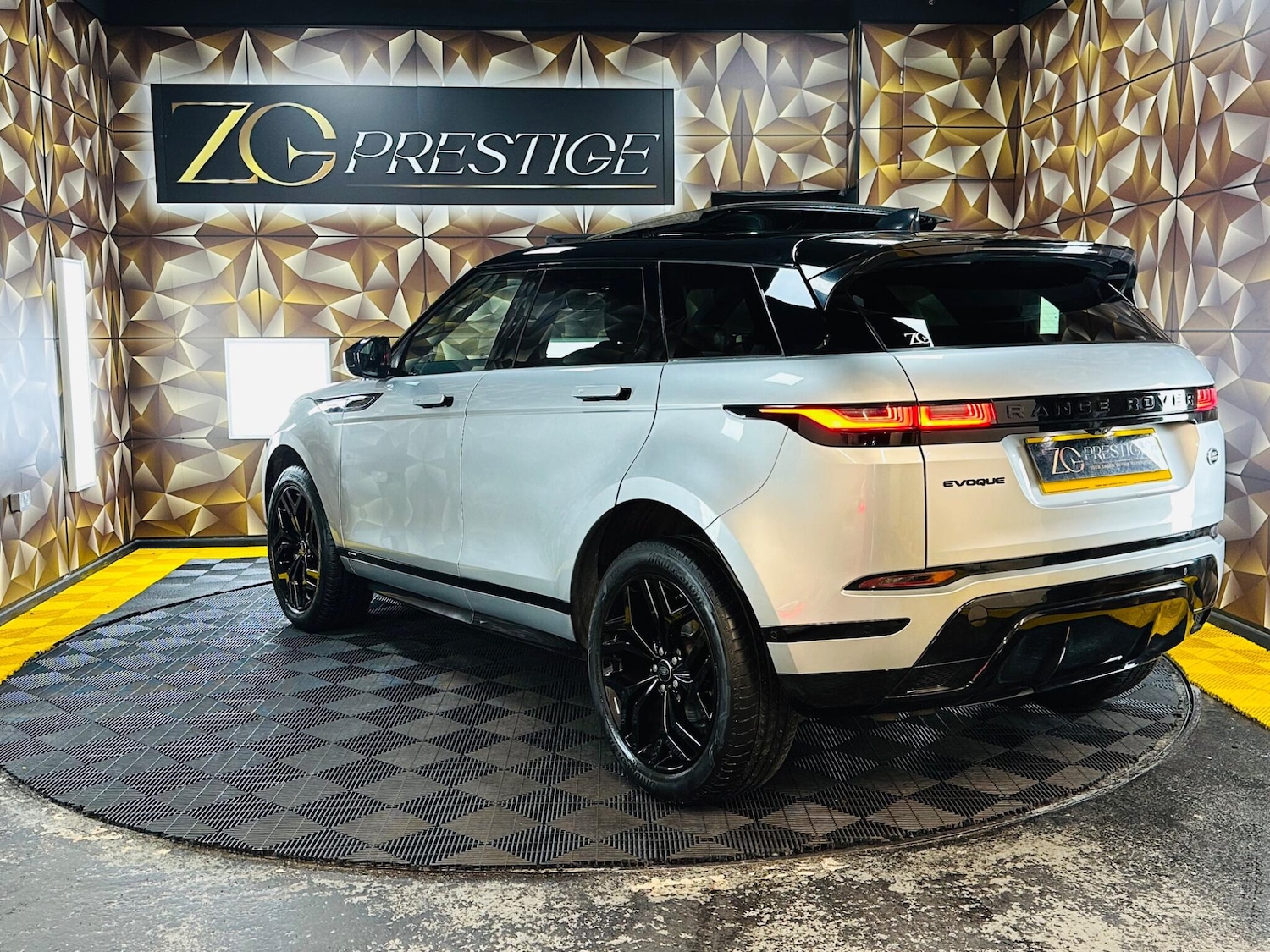 Used Land Rover Range Rover Evoque 2019 for sale - 78071817: Photo 25