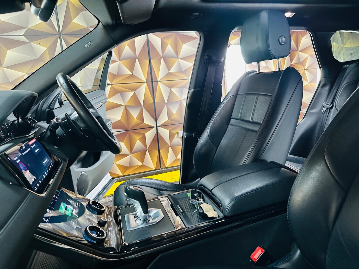 Used Land Rover Range Rover Evoque 2019 for sale - 78071817: Photo 4