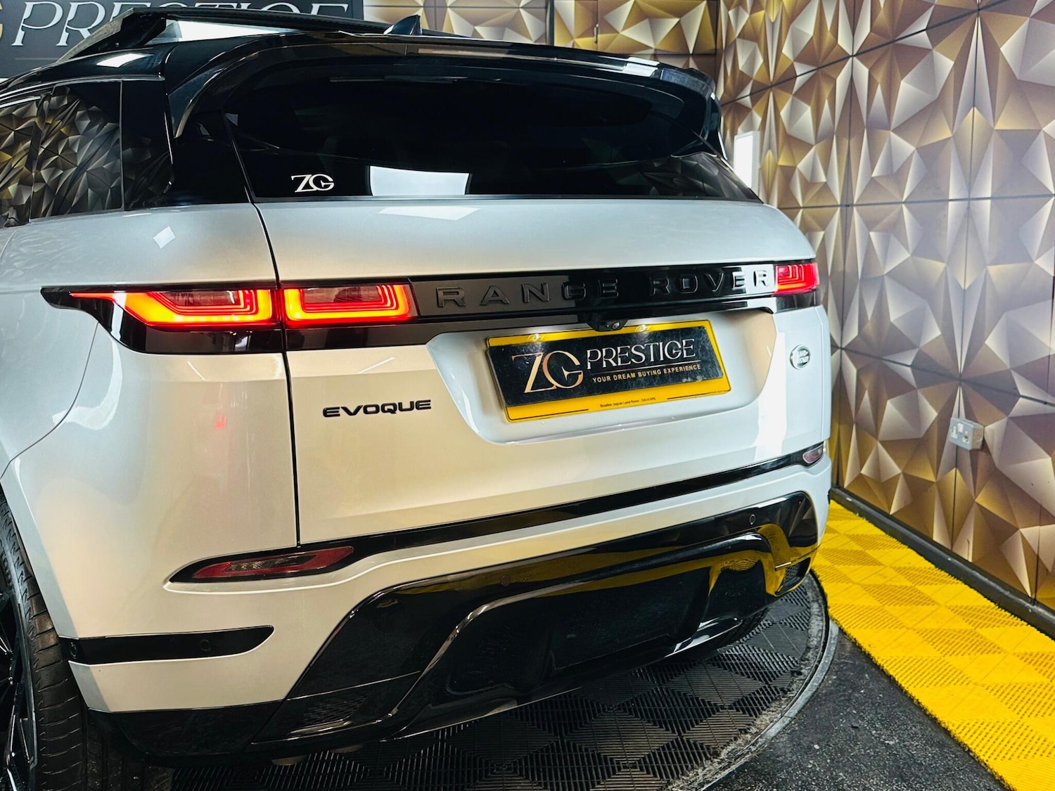 Used Land Rover Range Rover Evoque 2019 for sale - 78071817: Photo 44