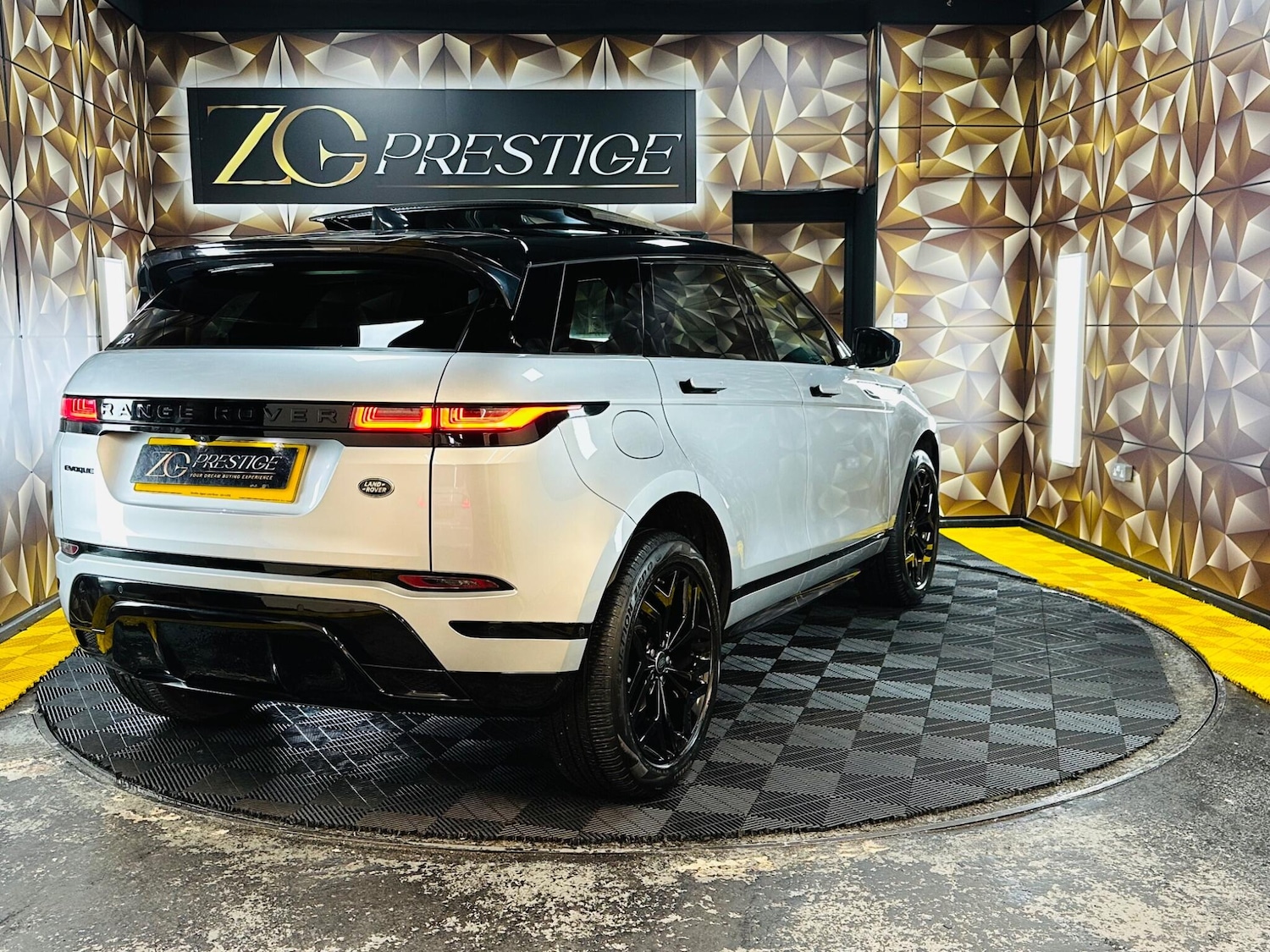Used Land Rover Range Rover Evoque 2019 for sale - 78071817: Photo 45