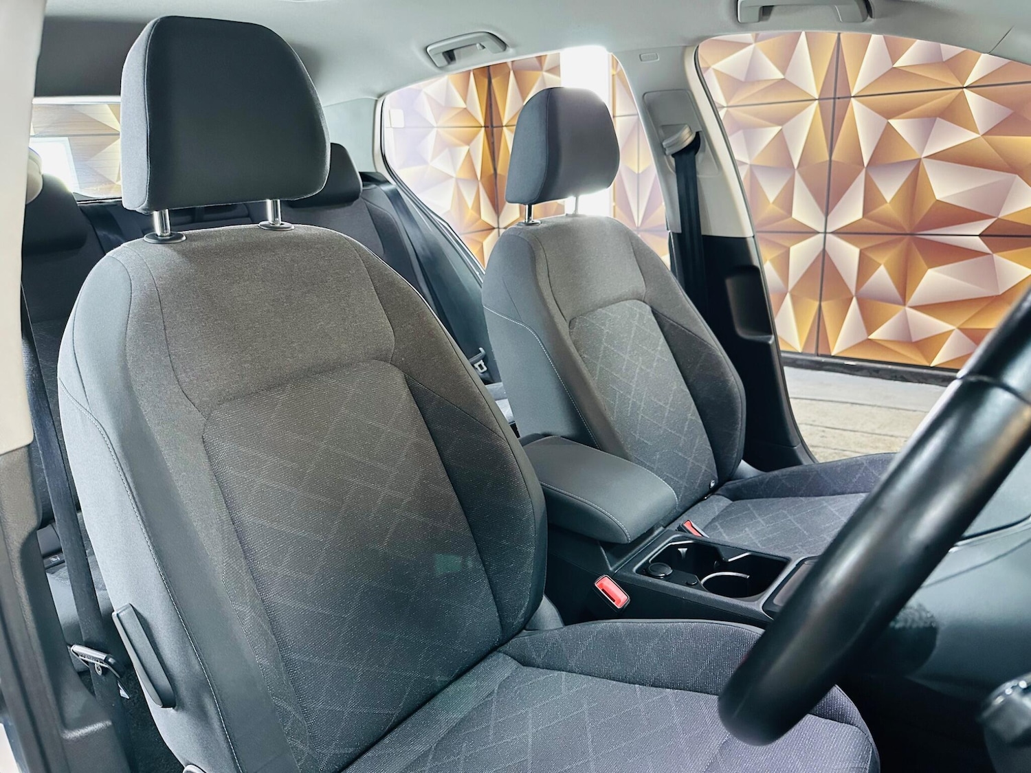 Used Volkswagen Golf 2020 for sale - 76538585: Photo 10