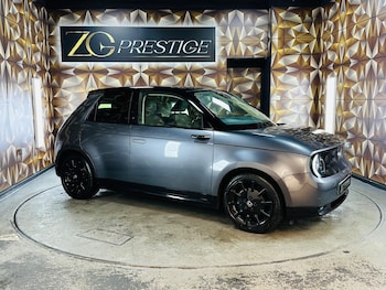 (70) - 35.5kWh Advance Auto 5dr (17in Alloy)